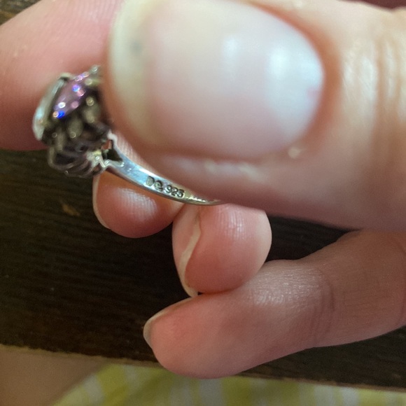 Classy silver ring - Picture 4 of 4